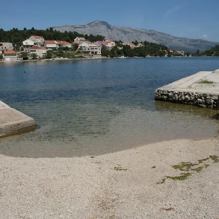 Casa de hóspedes And By The Sea Lumbarda, Korcula - 4403 Lumbarda